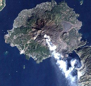 300px-Sakurajima_Landsat_image.jpg